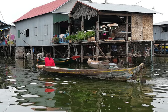 Private Half-Day Tour to Kampong Phluk Flooded Forest and Floating Villages - Reaching Kampong Phluk by private vehicle