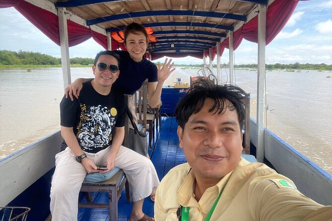 Private Kompong Phluk Floating Village Guided Tour - Why Kompong Phluk feels different from Siem Reap
