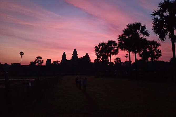 Private One Day Tour with Sunrise at Angkor Wat - What private transport and a personal guide change