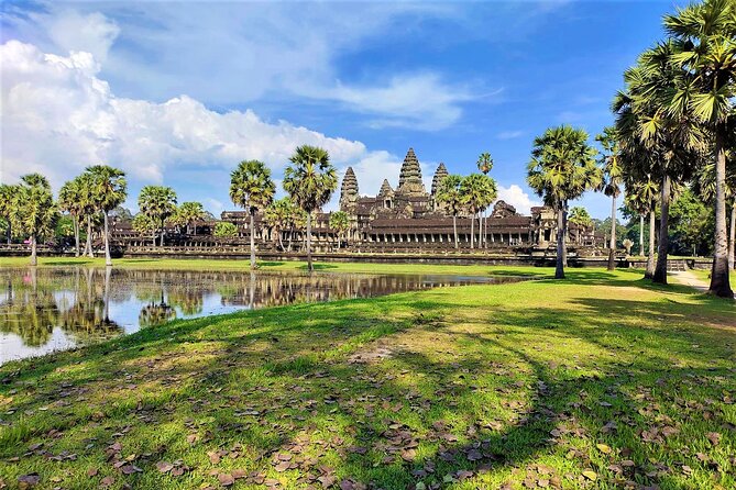 Private Siem Reap 4 Days: Full Exploration of the Angkor Complex - Day 1: A simple airport arrival in Siem Reap
