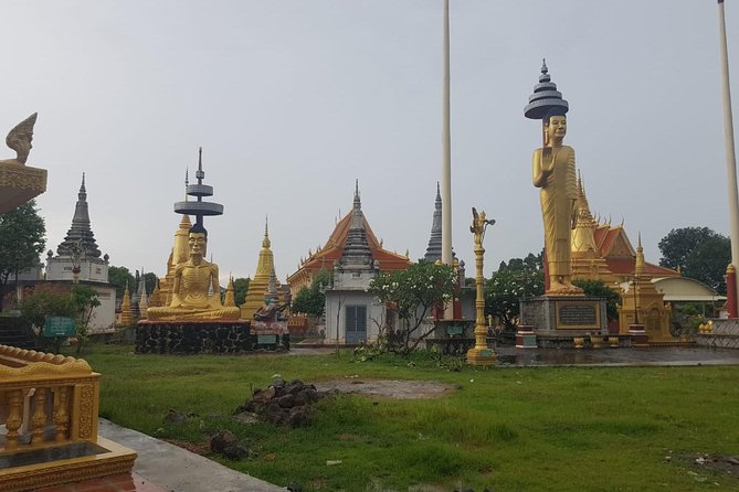 Private Siem Reap City Tour - War Museum Cambodia: a difficult but useful first stop