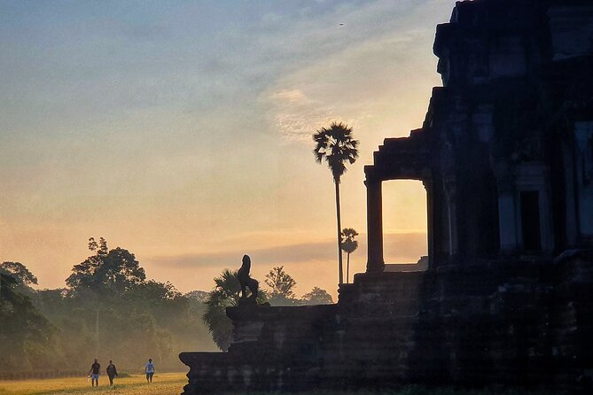 Private Sunrise & Angkor Complex by English Speaking Van Driver - Key points to know before you book