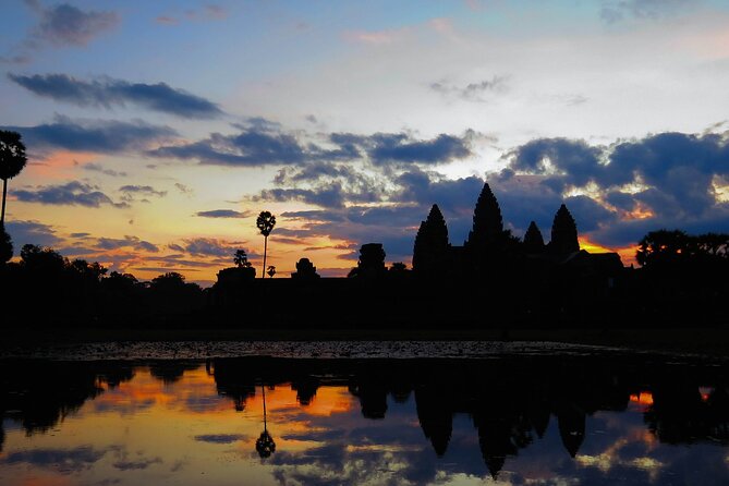 Private Sunrise & Angkor Complex by English Speaking Van Driver - Starting before dawn at Angkor Wat