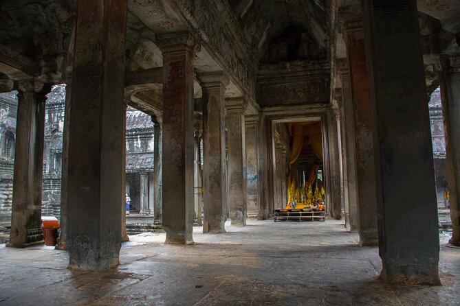 Private Sunrise Angkor Wat Tour with pickup from your hotel - Bayon Temple and its famous stone faces