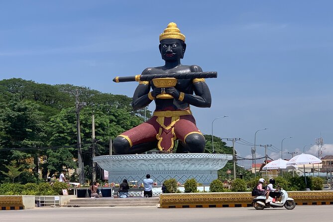 Private Taxi Phnom Penh to Battambang - Choosing between an SUV and a minivan
