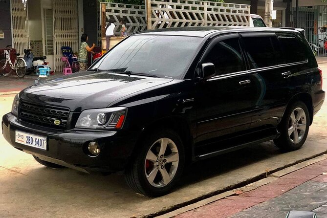 Private Taxi Phnom Penh to Siem Reap or Siem Reap to Phnom Penh - Spider Market and other possible stops