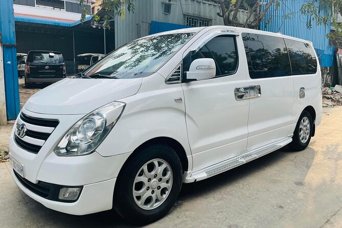 Private Taxi Transfer From Phnom Penh to Siem Reap with English Speaking Driver - Meal breaks, clean toilets, and lotus fields