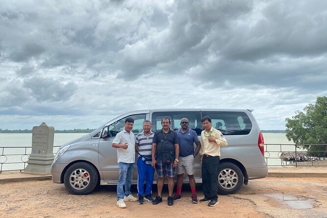 Private taxi transfer Siem Reap to Phnom Penh - What your Siem Reap pickup looks like