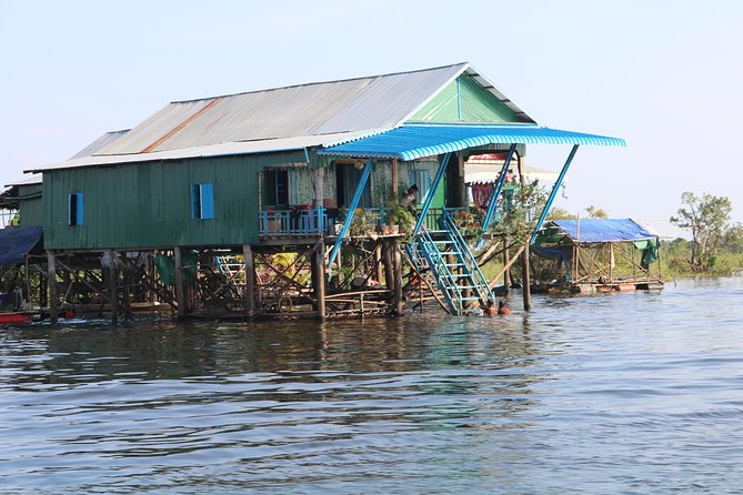 Private Temples and Lake Explorer - Artisans d’Angkor and the final stop