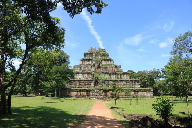 Private Tour to Beng Mealea Jungle Temple and Koh Ker - Leaving Siem Reap at 8:00 am
