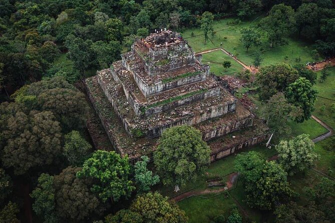 Private Tour to Koh Ker and Beng Mealea - Beng Mealea: two hours among unrestored ruins