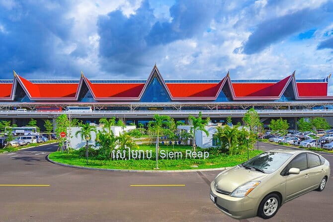 Private Transfer from Siem Reap Angkor Int'l Airport to Town - Air conditioning, water, and the small details