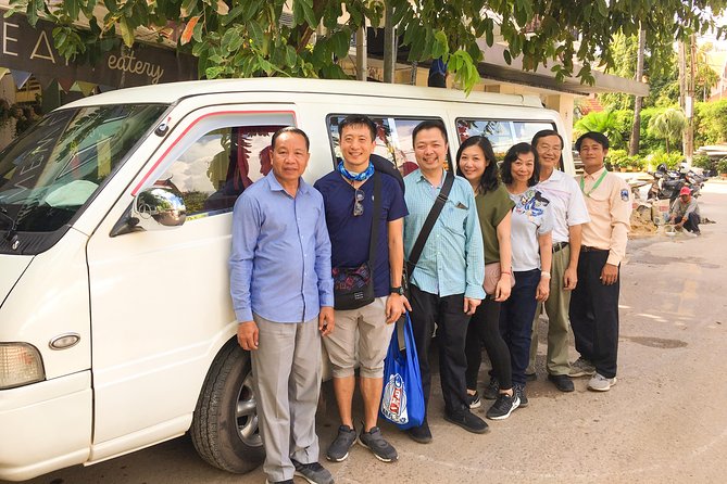 Private Transfer from Siem Reap to Sihanoukville - Leaving Siem Reap in a private car