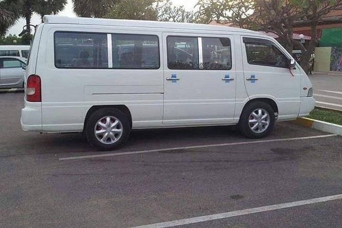 Private Transfer: Siem Reap Angkor Internation Airport to Hotel - Inside the vehicle: air conditioning and cold water