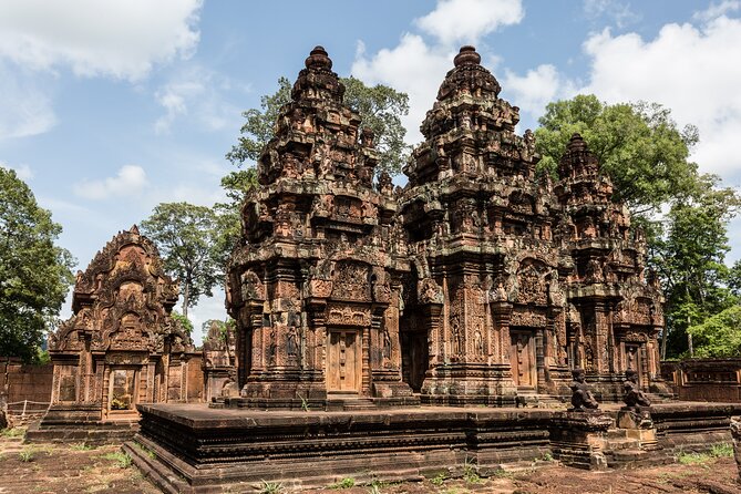 Private Transfer : Siem Reap ↔ Battambang - Safety, comfort, and communication