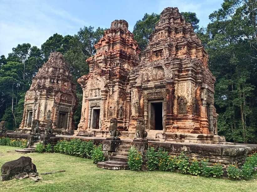 Private Trip to Banteay Srei, Rolous Group & Tonle Sap Lake - Is $81 Per Person Good Value?