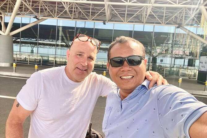 Private Van Phnom Penh To Sihanouk Ville-English Speaking Driver - The Van, Seats, and Air Conditioning