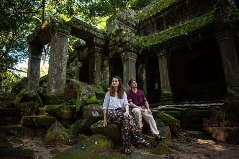 Professional Photoshoot in Angkor Archaeological Park - Six hours, transport, and comfort