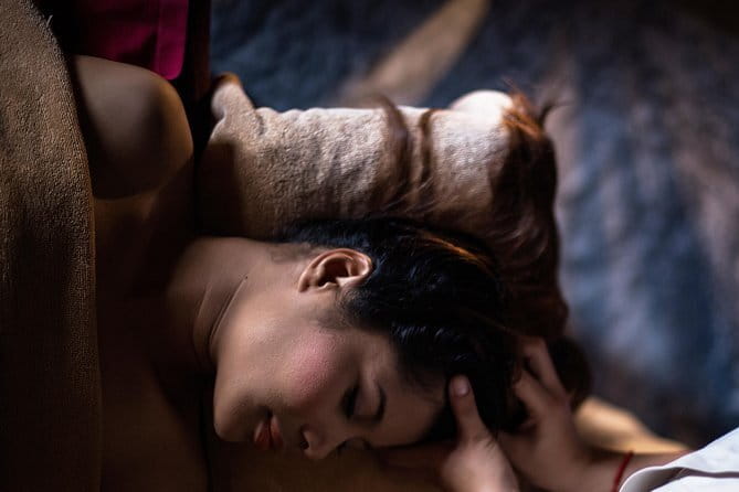 Relaxation Spa Package in Phnom Penh - Feet cleansing and the first quiet moments