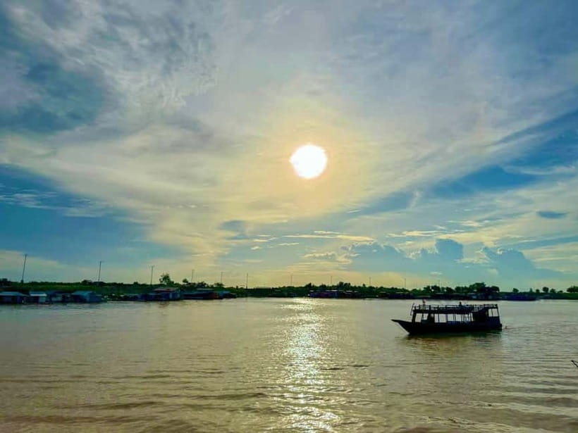 Scenic Boat Journey from Siem Reap to Battambang - Who should book this boat trip?