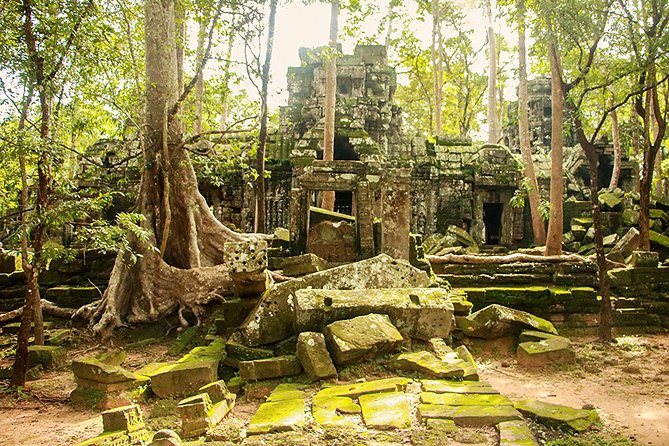 Secret Temples of Angkor - Guided Tour in Siem Reap - Walking Angkor Thom’s Three-Kilometer Wall
