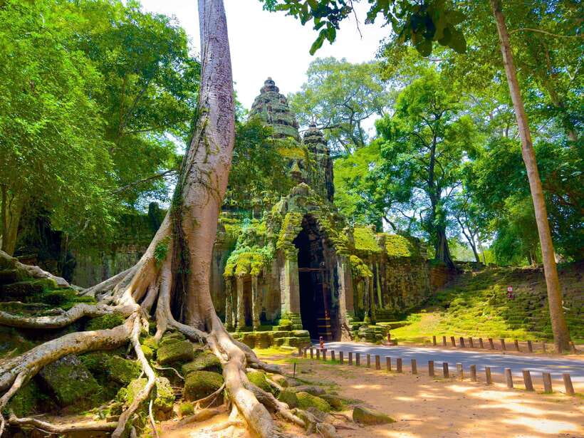 Siem Reap: 2-Days Angkor Wat with Sunrise Small-Group Tour - Why two days works better than one