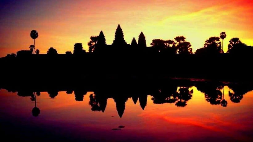 Siem Reap: 2-Days Angkor Wat with Sunrise Small-Group Tour - Day two: Finding a good sunrise at Angkor Wat