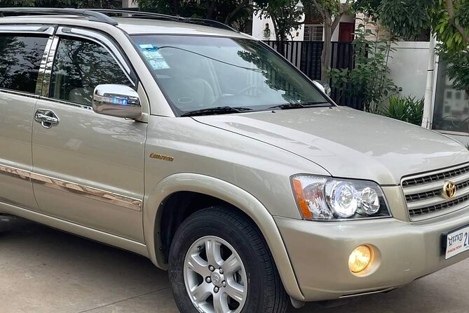 Siem Reap Airport or Hotel Transfer - Cars, minivans, and comfort