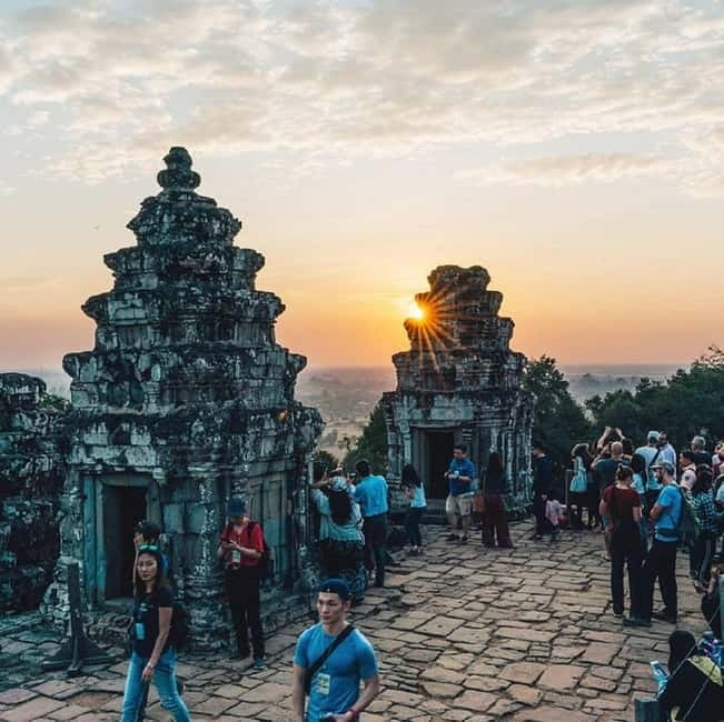 Siem Reap: Angkor 1-Day Private Tour with Sunset or Sunrise - The 5:00 AM sunrise option