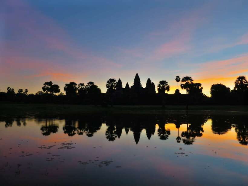 Siem Reap: Angkor Sunrise 1- or 2-Day Guided Temples Tour - Day two: Angkor Wat before breakfast