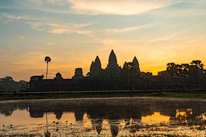 Siem Reap: Angkor Sunrise 2 Days Guided Bike Tour - What $95 really gets you