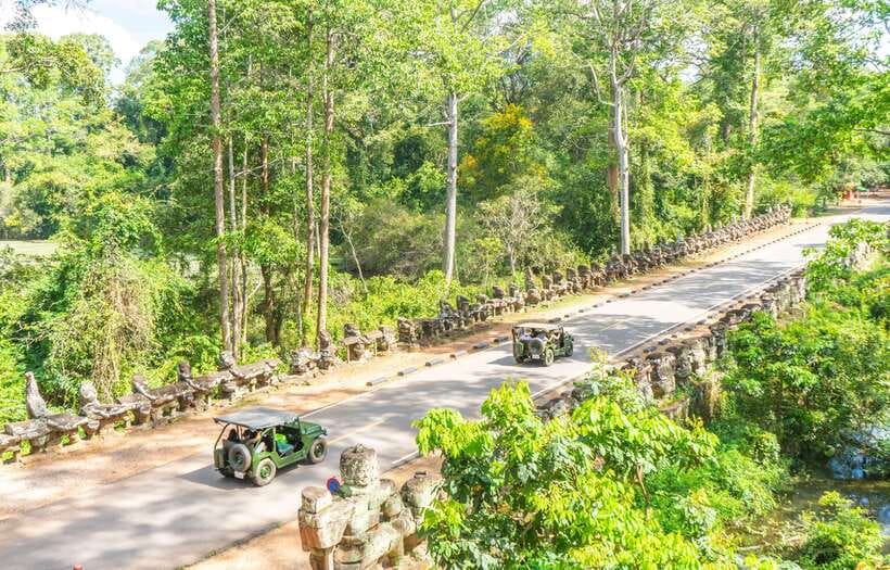Siem Reap: Angkor Sunrise Jeep Tour / SUV Car Available - What the $80 price really covers
