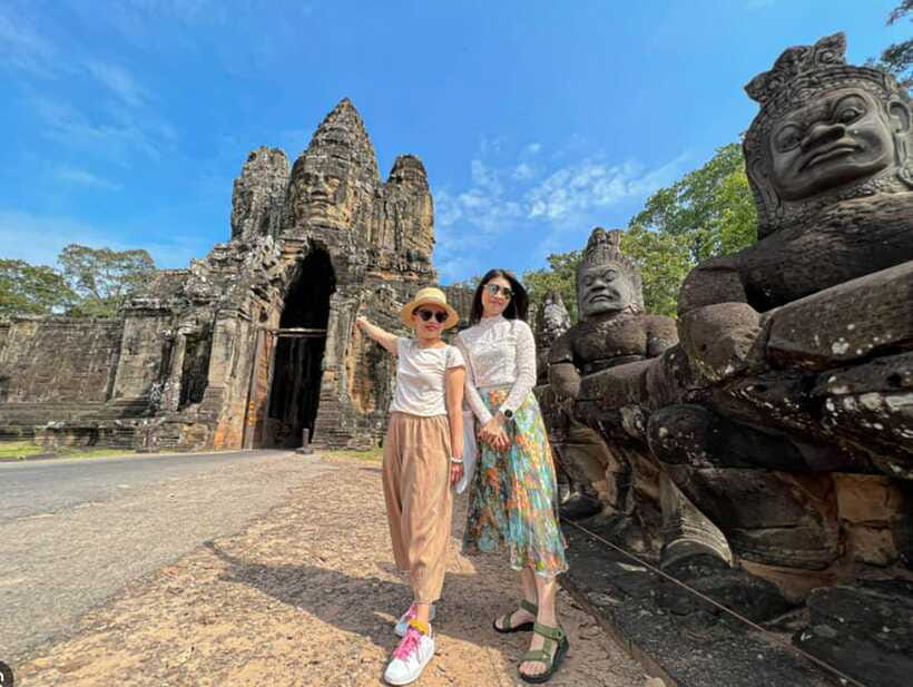 Siem Reap: Angkor Temples Tour - Shared Tours tours guide - Angkor Wat after lunch
