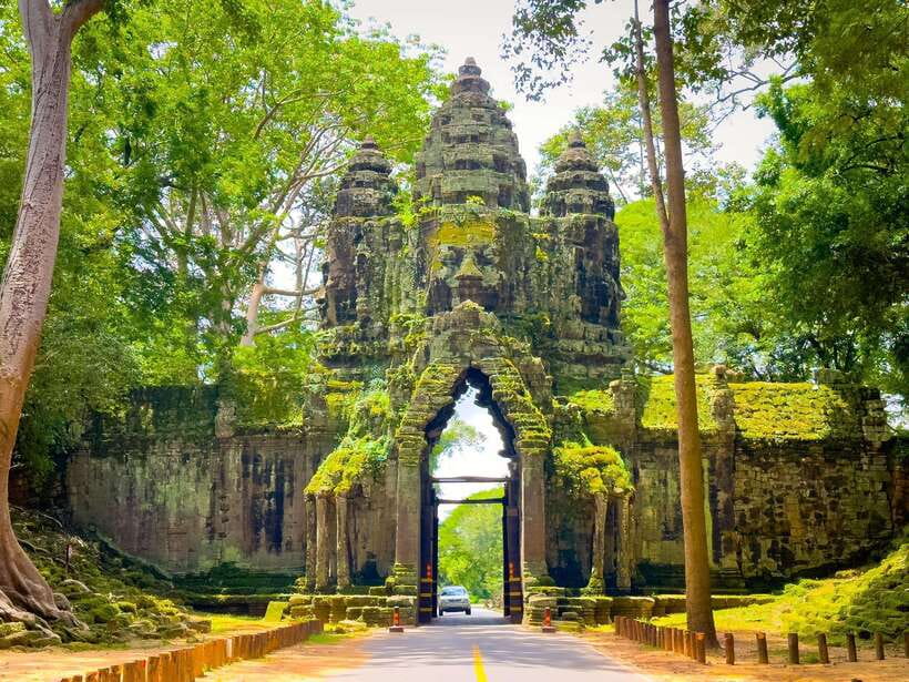 Siem Reap: Angkor Wat, Bayon & Ta Prohm Guided Tour - Key points at a glance