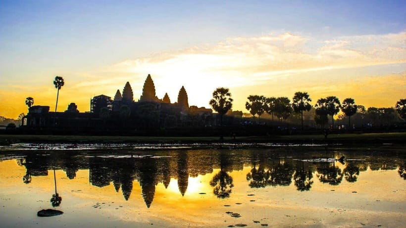 Siem Reap: Angkor Wat, Bayon & Ta Prohm Guided Tour - Ta Prohm brings the jungle into the ruins