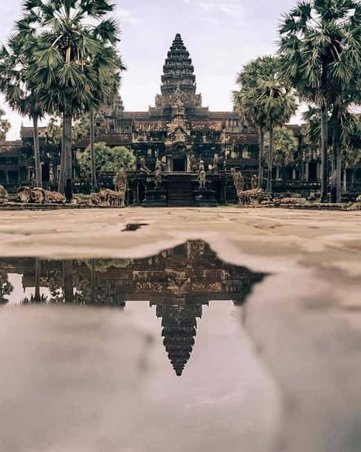 Siem Reap: Angkor Wat Small-Group Day Tour - Why the small group changes the Angkor day