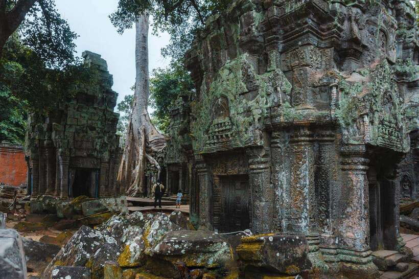 Siem Reap: Angkor Wat Small-Group Full Day Tour and Sunset - Phnom Bakheng and the sunset question