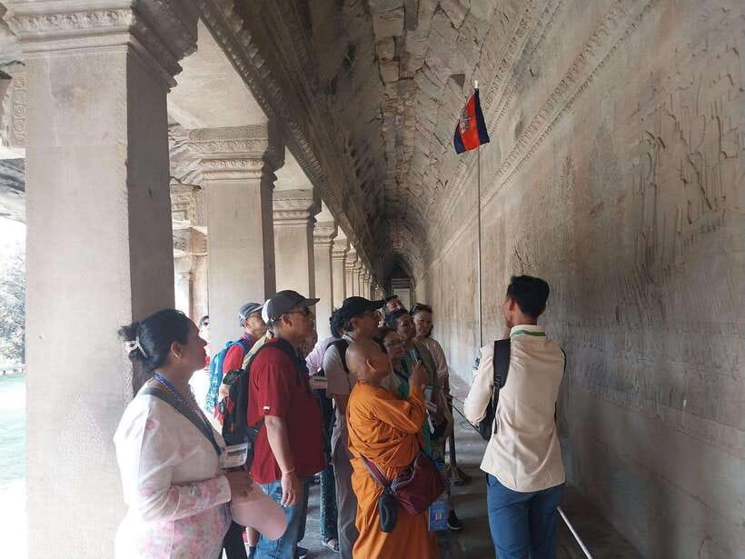 Siem Reap: Angkor Wat: Small-Group Sunrise or Sunset Tour - Why the early morning at Angkor Wat matters