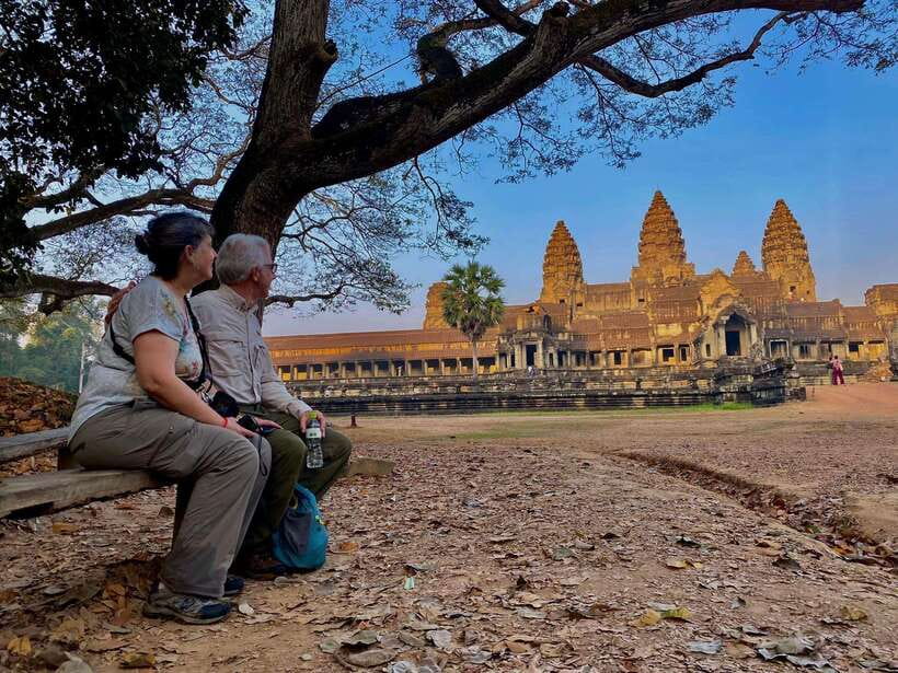 Siem Reap: Angkor Wat: Small-Group Sunrise or Sunset Tour - The guide can shape the entire day
