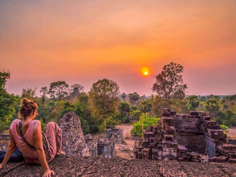 Siem Reap: Angkor Wat: Small-Group with Sunset Tour - Angkor Wat: a powerful start to the morning