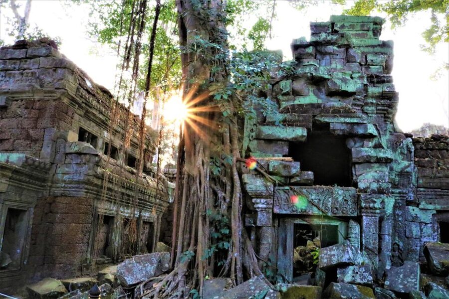 Siem Reap: Angkor Wat Sunrise and Best Temples Tour - How to prepare for an eight-hour temple day