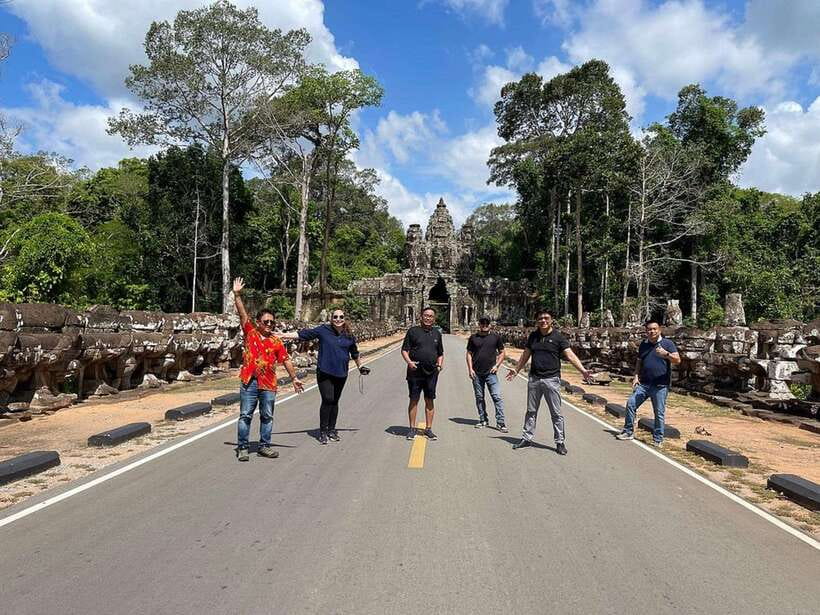 Siem Reap Angkor Wat Sunrise Explore The Most Iconic Temples - Who will enjoy this Angkor day most