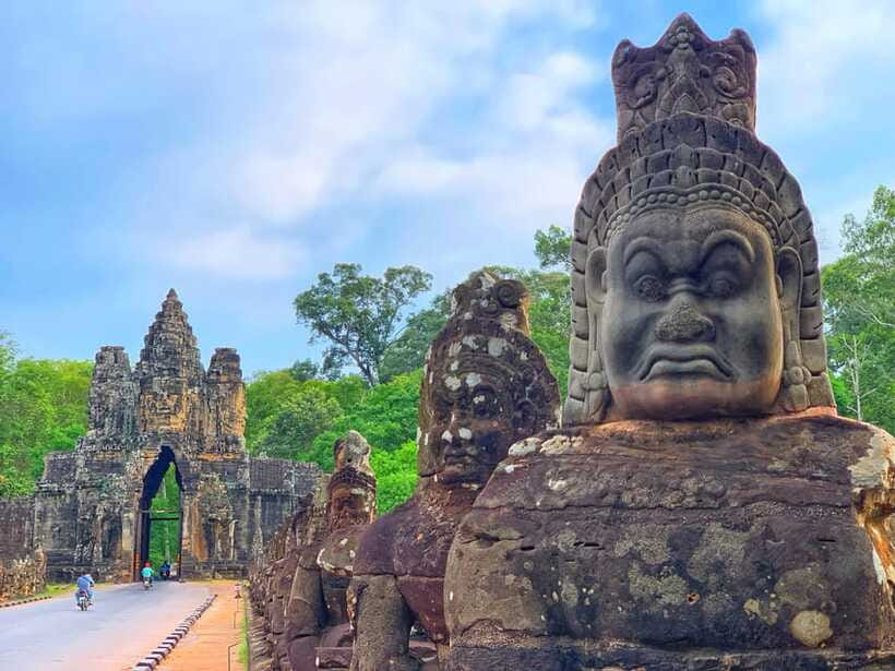 Siem Reap: Angkor Wat Sunrise for Group or Private Tours - Angkor Thom and the Southern Gate