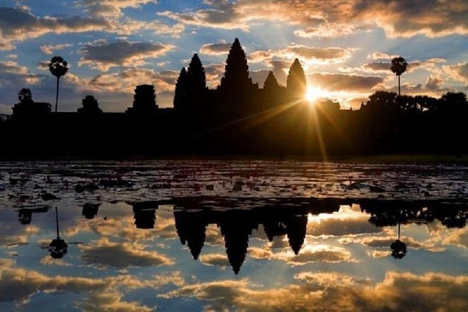 Siem Reap Angkor Wat Sunrise or Sunset Explore The Temples +Guide - Key points to know before booking