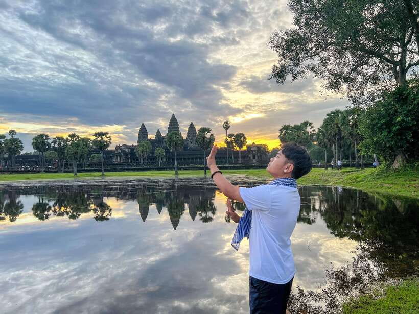 Siem Reap: Angkor Wat Sunrise Small Group tour and Breakfast - Key points before you book