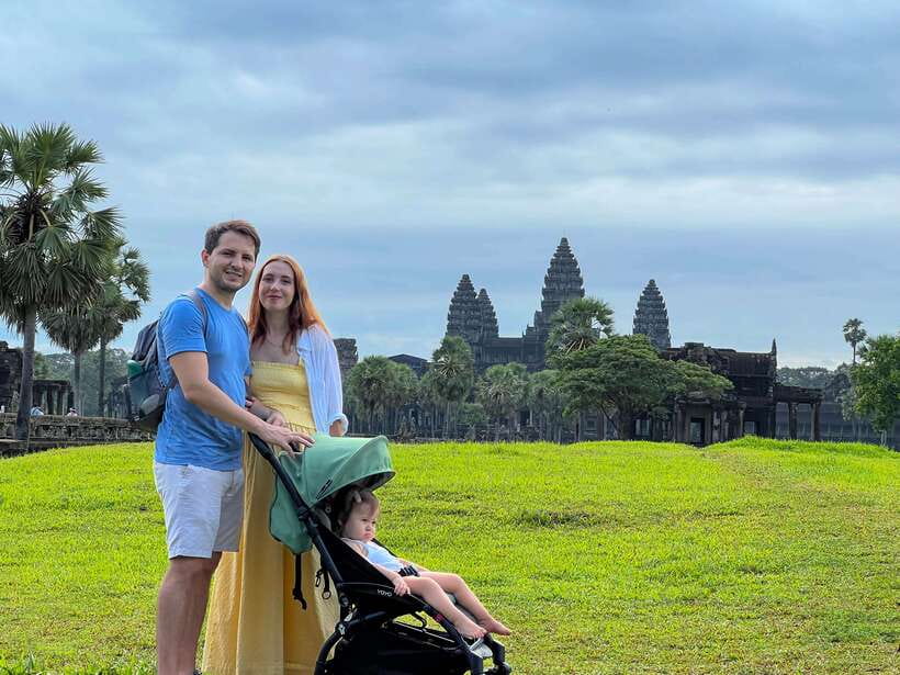 Siem Reap: Angkor Wat Sunrise Tour via Tuk Tuk & Breakfast - Khmer breakfast at a family restaurant