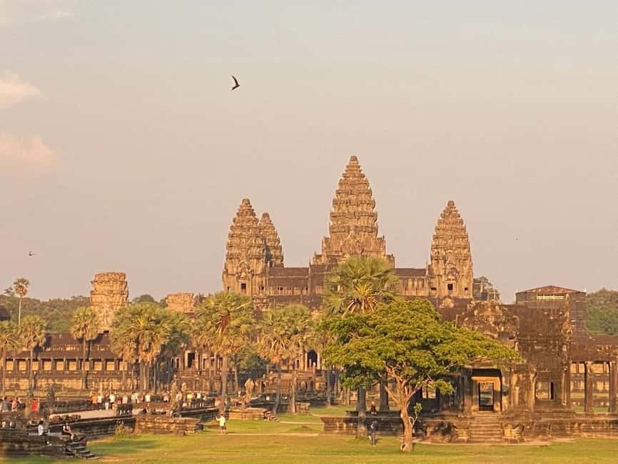 Siem Reap: Angkor Wat Tour with Italian-Speaking Guide - Key points at a glance