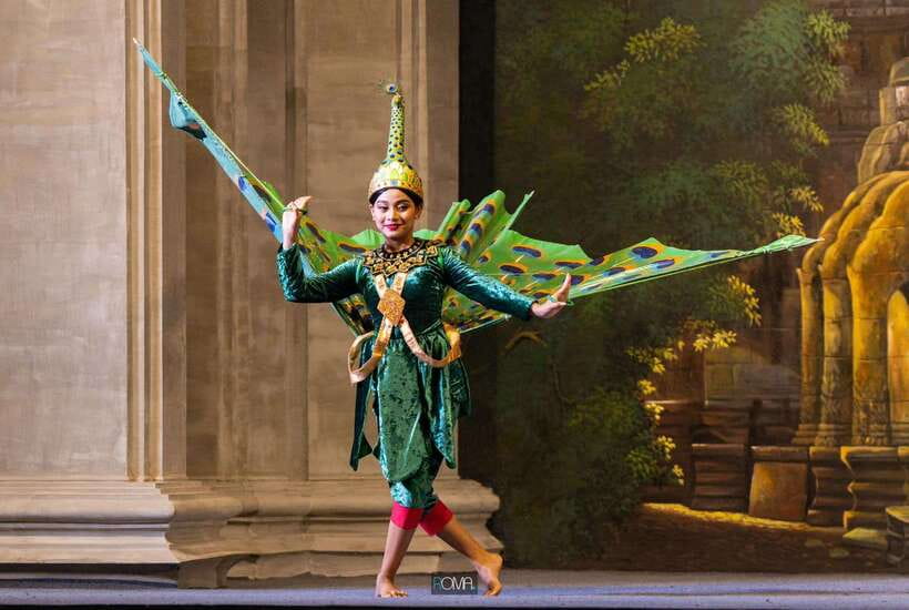 Siem Reap: Apsara Show Including Dinner & Hotel Pickup - Is $23 a good value?