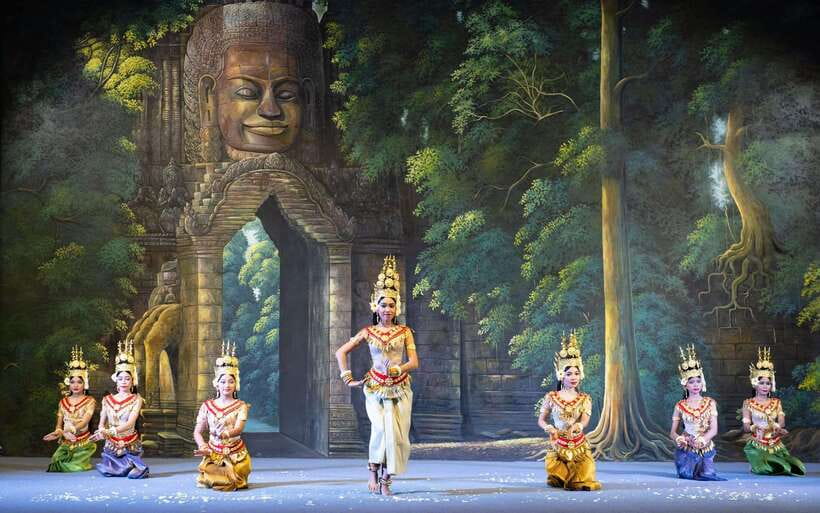 Siem Reap: Apsara Show Including Dinner & Hotel Pickup - The evening begins with a short ride from Siem Reap