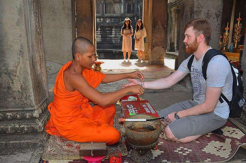 Siem Reap Cambodian Buddhist Water Blessing and Local Market - Key points to know before you book